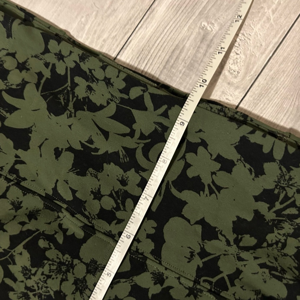 lululemon athletica Green & Black Printed High-Rise Leggings - Picture 4 of 8